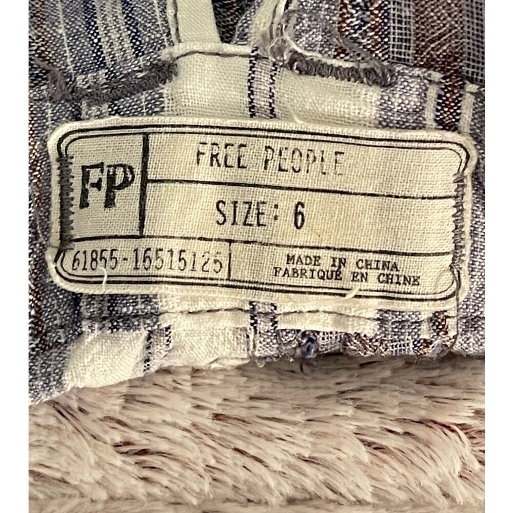 Free People Women's Striped‎ Denim Short Overalls Size 6 BOHO BEACH preowned - Picture 4 of 16